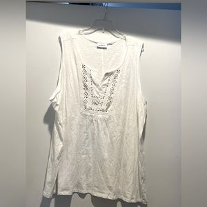 Women’s flowing tank top